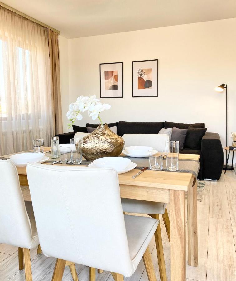 Central Apartment For 4 Guests Next To State Opera Στάρα Ζαγόρα Εξωτερικό φωτογραφία