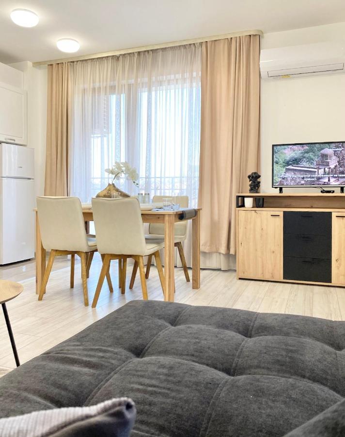 Central Apartment For 4 Guests Next To State Opera Στάρα Ζαγόρα Εξωτερικό φωτογραφία